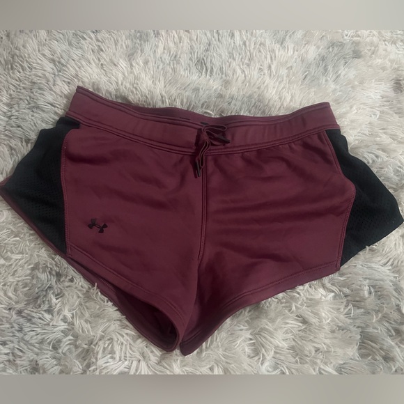 Under Armour Women's Maroon and Black Athletic Shorts - Picture 1 of 2